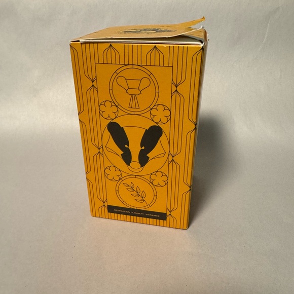 Hufflepuff candle from Harry Potter - Picture 3 of 3